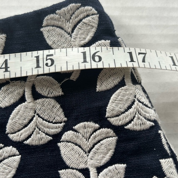 Boden Floral  Embroidered Lined A-Line Skirt w/ Pockets Sz 10R - Picture 10 of 10